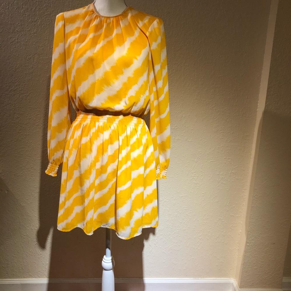 Micheal kors yellow dress